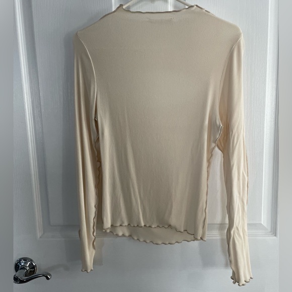 Winston Cutout Top - Picture 3 of 5